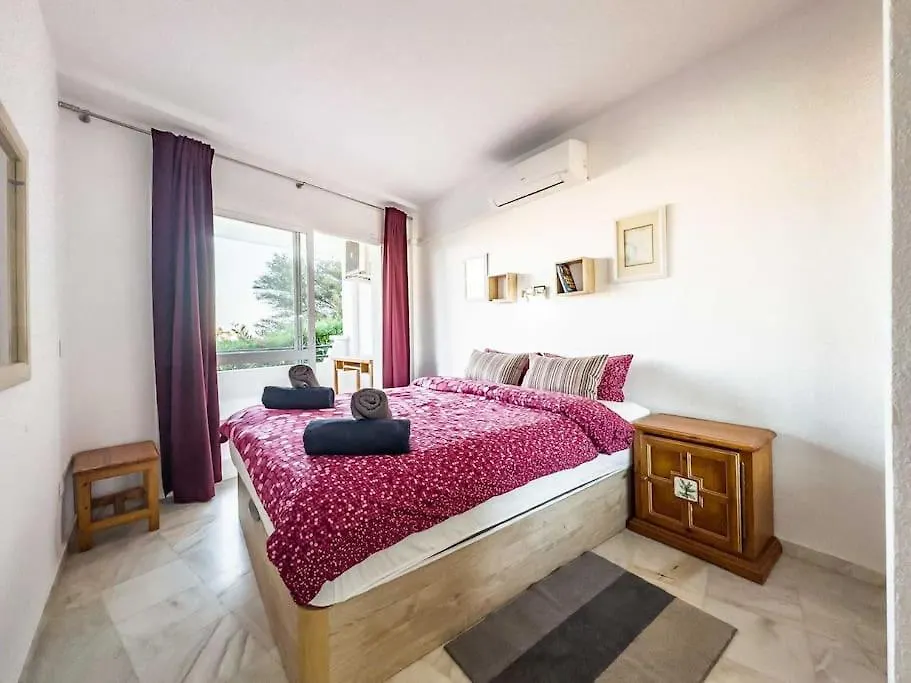 97-Townhouse With Roof Terrace & Views, Marbella Apartment 0*,