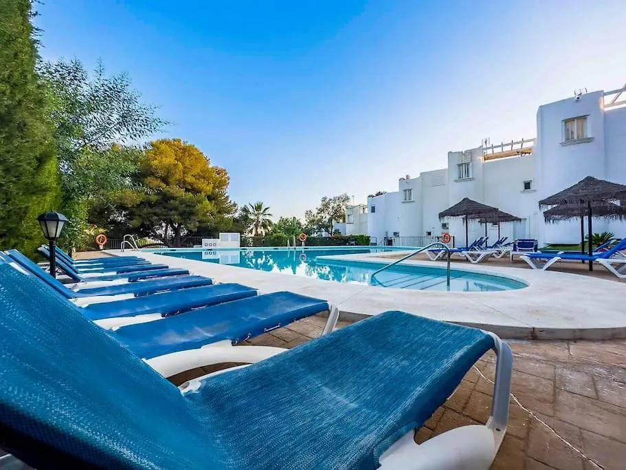 97-Townhouse With Roof Terrace & Views, Marbella Apartment