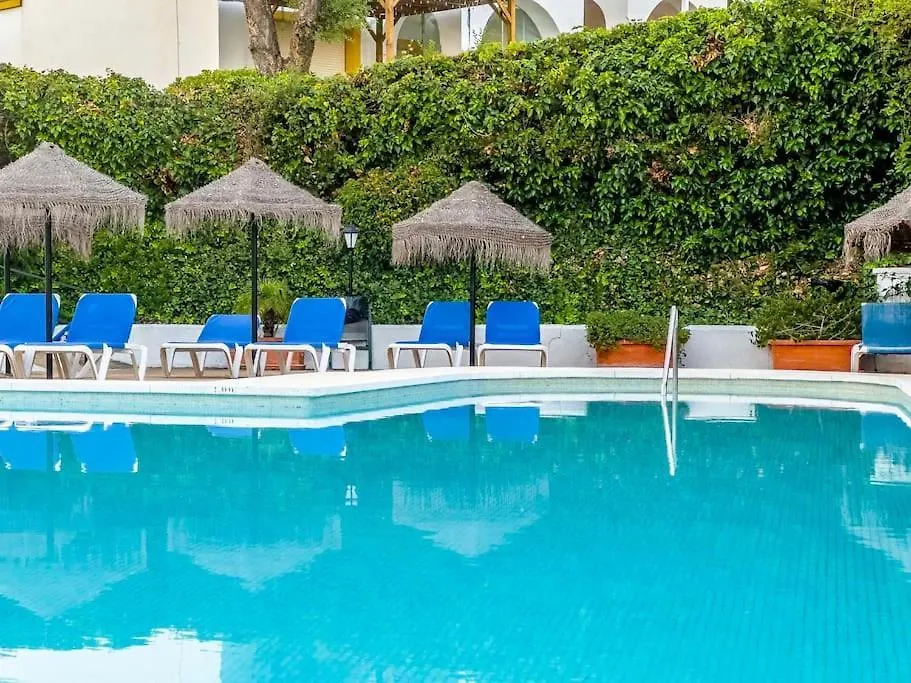 97-Townhouse With Roof Terrace & Views, Marbella Apartment